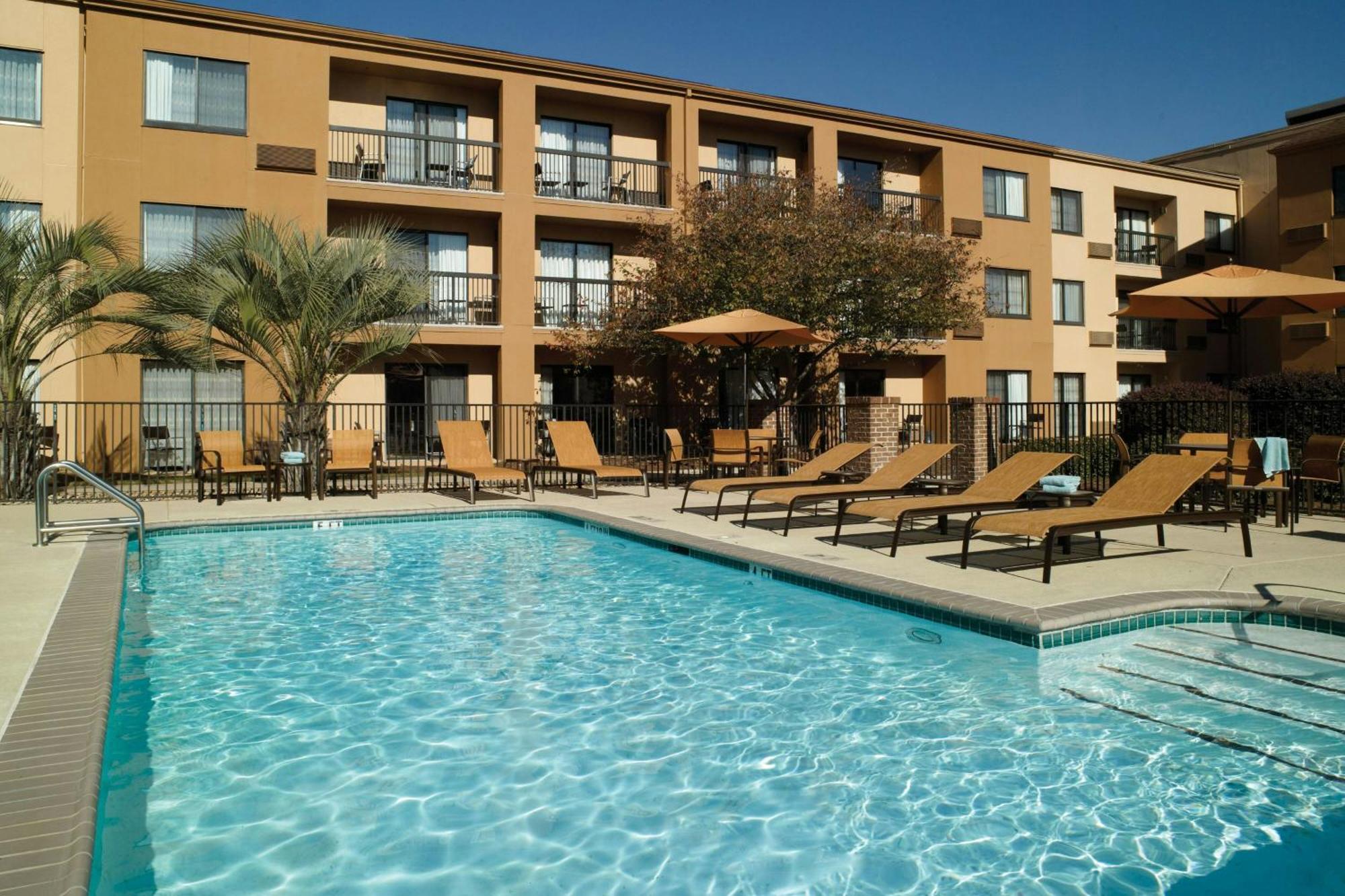 Courtyard By Marriott Macon Ξενοδοχείο Εξωτερικό φωτογραφία