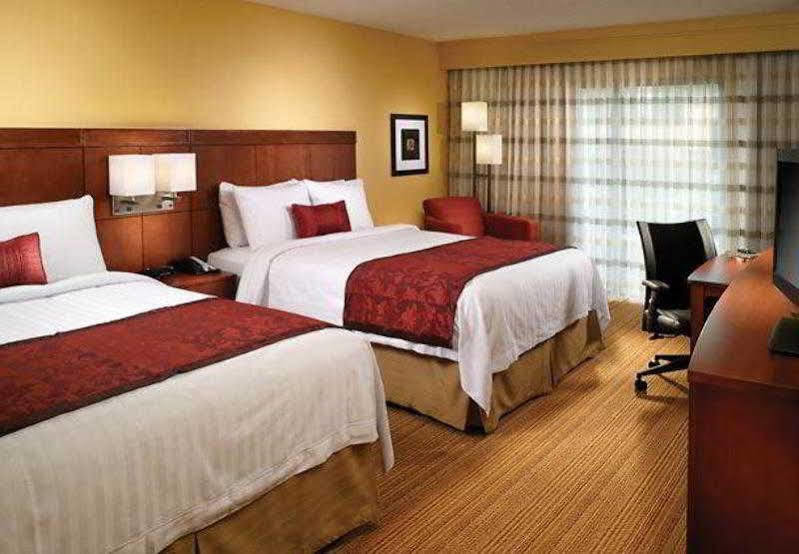 Courtyard By Marriott Macon Ξενοδοχείο Εξωτερικό φωτογραφία